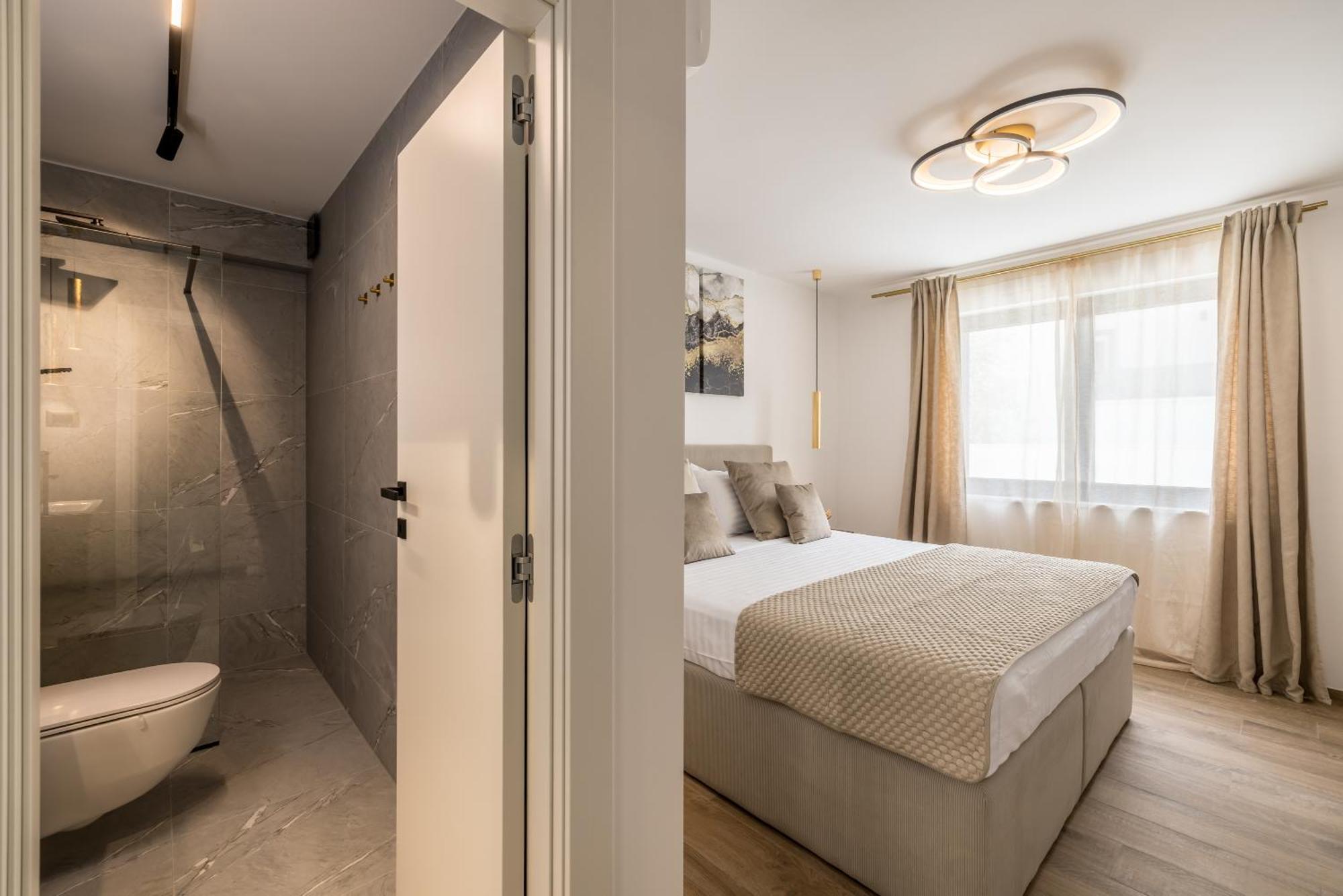 Apartment Sara Trogir Eksteriør billede